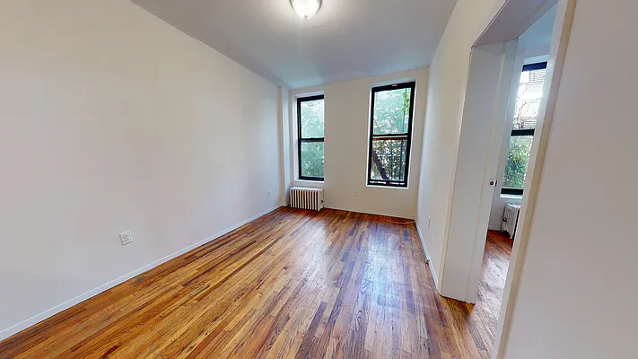 Rented by Bond New York | media 4