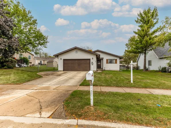 520 Dana Ln, Streamwood, IL 60107