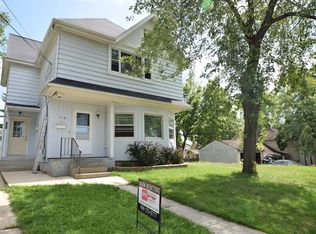 119-121 Vine St, Sun Prairie, WI 53590