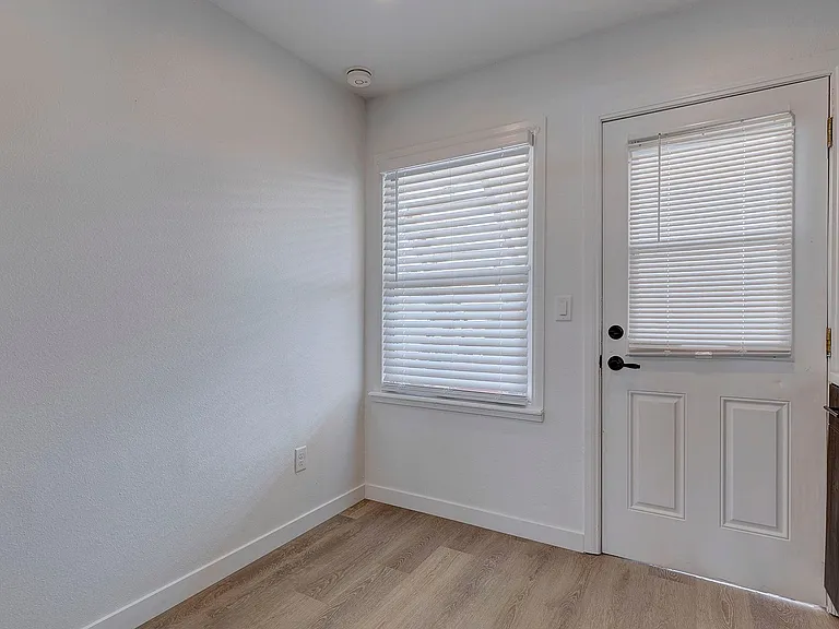 619 A Avenue — Photo 14