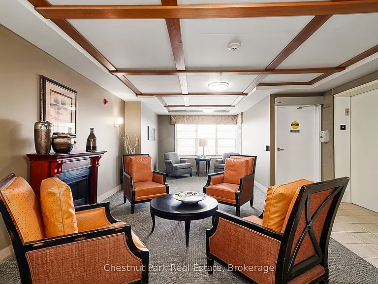 91 Raglan St #412 — Photo 23
