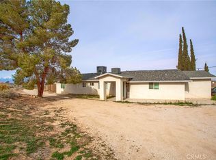 9588 Cerra Vista St, Apple Valley, CA 92308