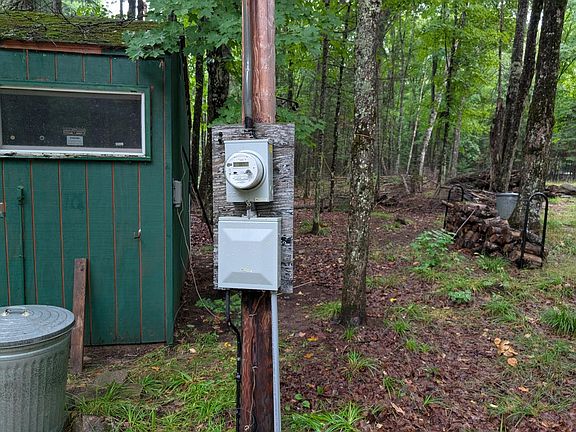 3rd image of N2498 E Duck Lake Rd