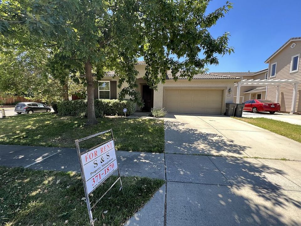 1st image of 2504 Barona St