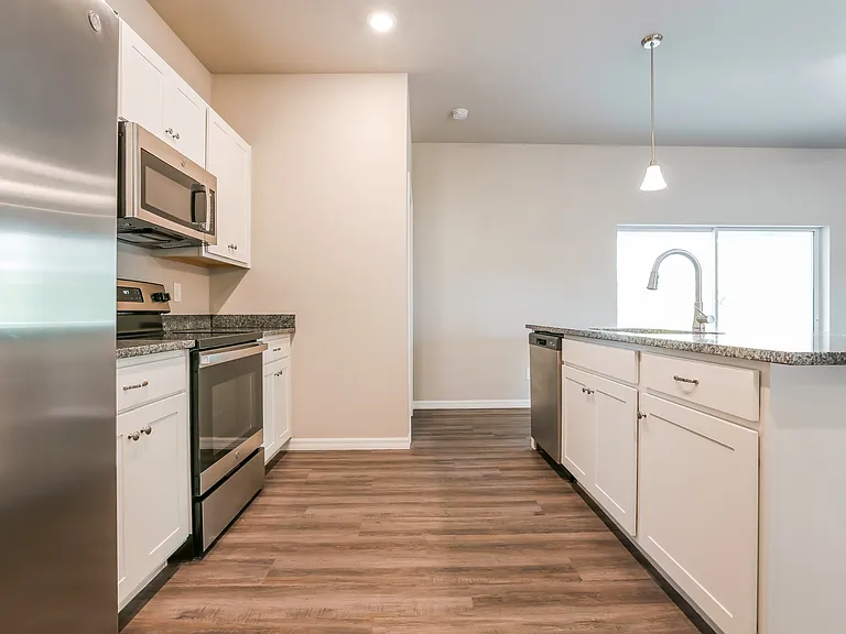 3468 Colfax Ln — Photo 8