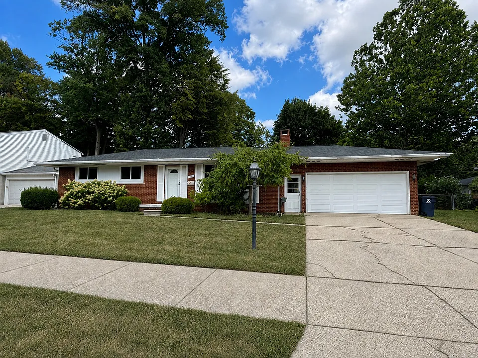 319 Amelia Ave