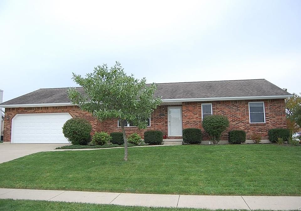 1st image of 677 Foxcross Dr