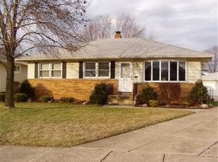 9736 Biddulph Rd, Brooklyn, OH 44144