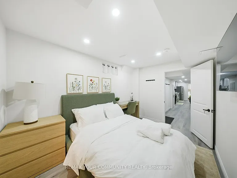 43 Tweedhill Ave #BASEMENT — Photo 14
