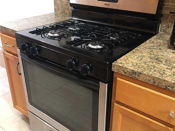 5th image of 33-06 92nd St #2X
