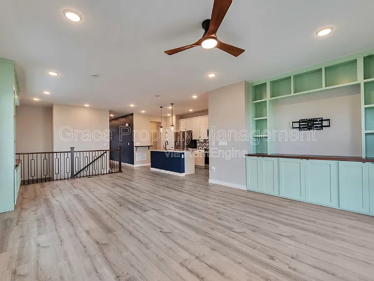4751 Ambrose Pl — Photo 8