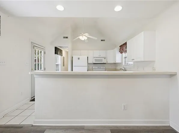 2005 Lockard Ave, Chesapeake, VA 23320