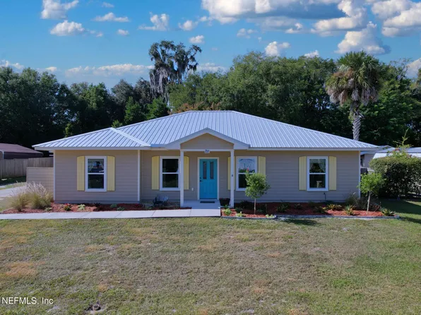 711 N PARK Street, Crescent City, FL 32112