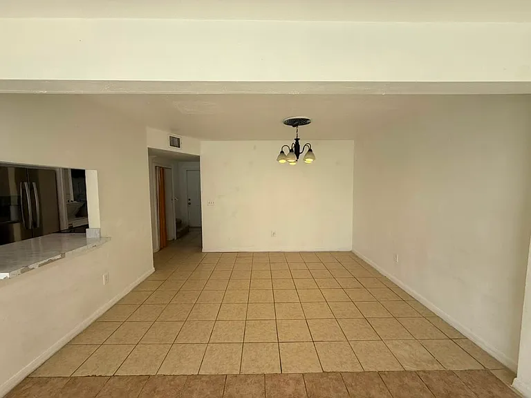 833 Caribbean Dr #A — Photo 22
