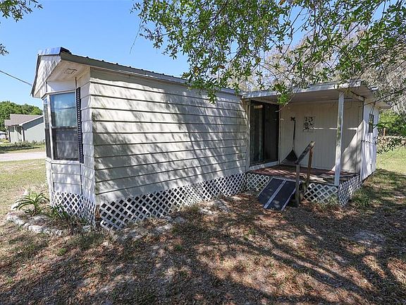 2nd image of 220 King Rd