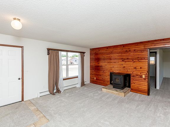 5th image of 468 Appaloosa Ln