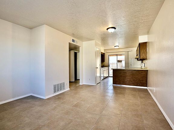 2nd image of 1315 Chelwood Park Blvd NE