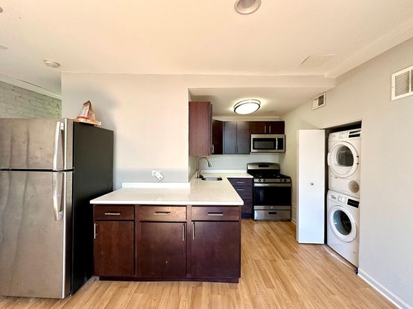 2140 N Halsted St APT 4R