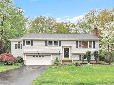 44 Belleview Drive, Derby, CT, 06418