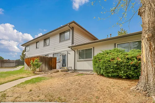 1329 S Chambers Cir #B Photo 1