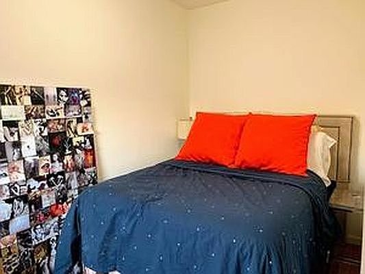 3rd image of 299 Columbia St APT 4
