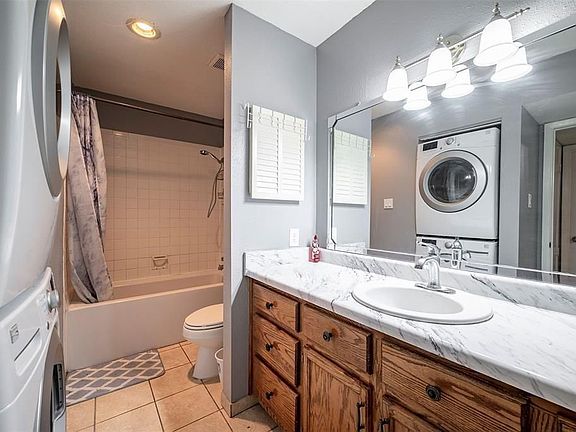 5th image of 10211 Sugar Branch Dr APT 352
