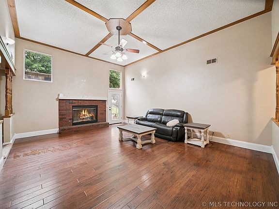 5th image of 11950 S 266th East Ave