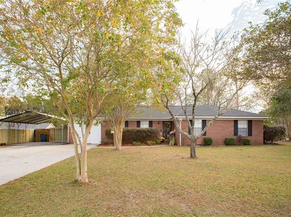 3428 Meadow Ln, Waycross, GA 31503