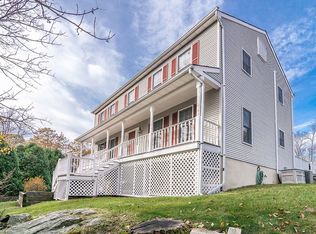 8 Papoose Trl, Andover, NJ 07821