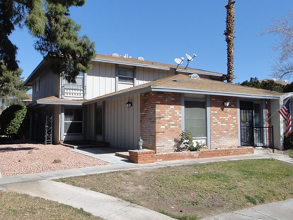 2nd image of 1480 Dorothy Ave #12