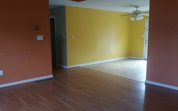 4th image of 244 Brittany Cir