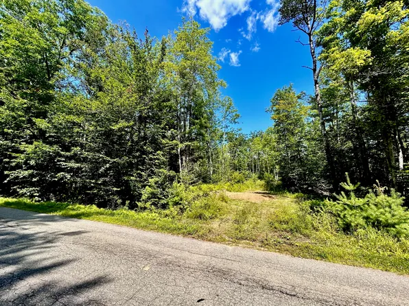 132 Calderwood Road, Washington, ME 04574