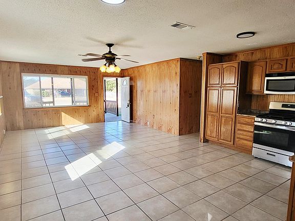 3rd image of 17184 Fenton Dedeaux Rd