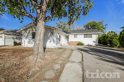 3241 Barbara Cir Photo 1