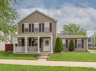 1724 Candlelight Ln, Aurora, IL