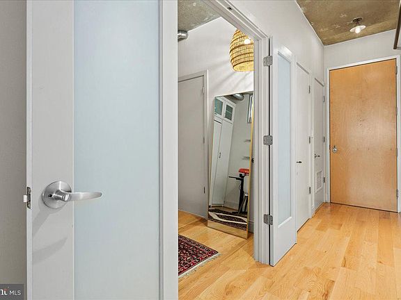 3rd image of 929 Florida Ave NW APT 8002