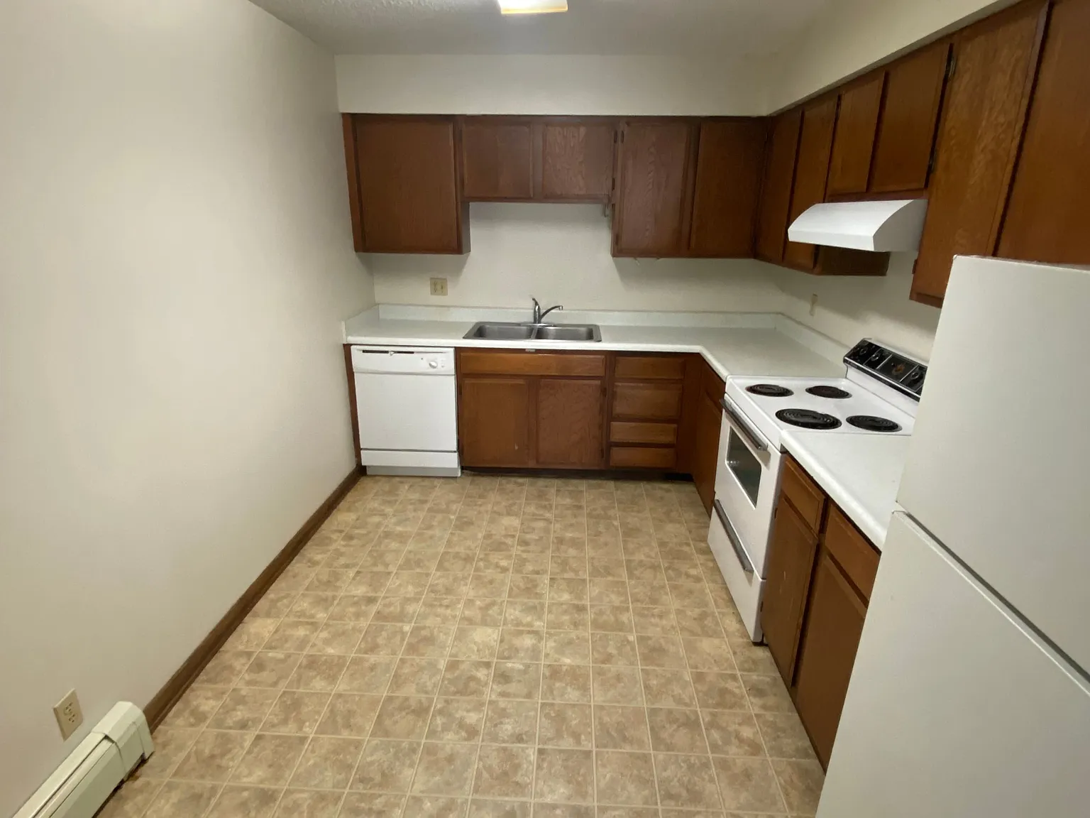 1 bed, 760 sqft, $695 — Photo 2
