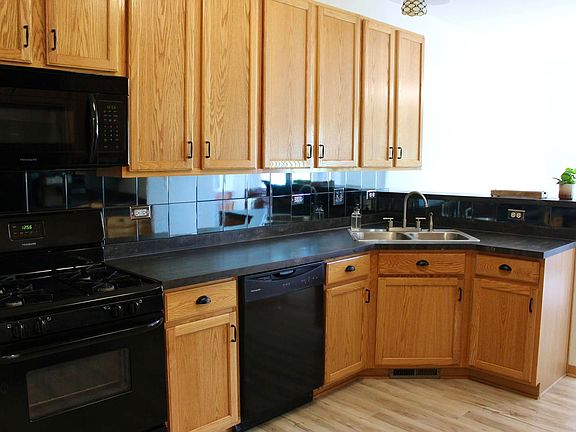 3rd image of 3811 Munson Ct #0