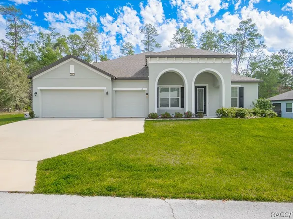 69 Grass St, Homosassa, FL 34446