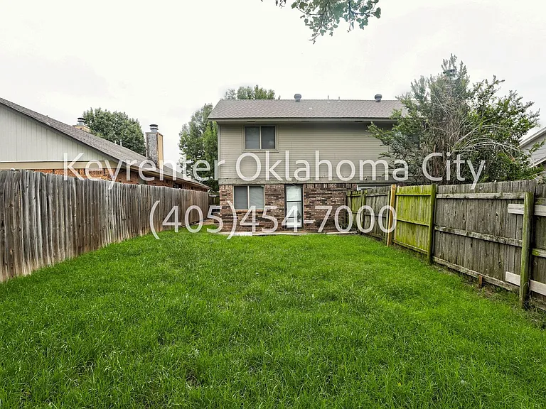 102 Harvard Rd #102 — Photo 33