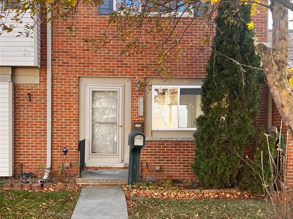 25681 Salem St #85, Roseville, MI 48066