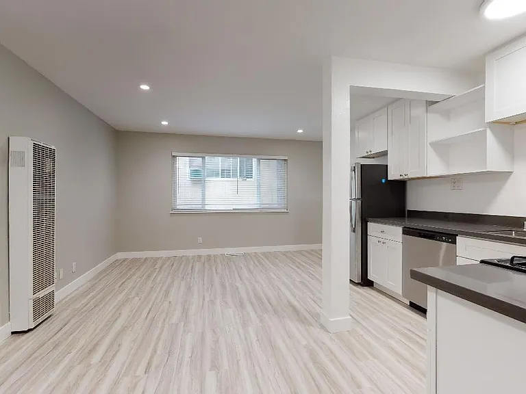 Kitchen/Living Kitchen/Living
