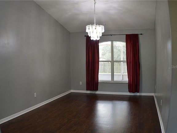 3rd image of 768 Meadow Park Dr