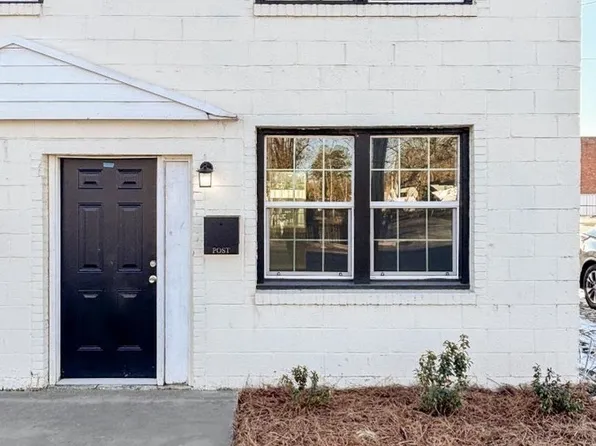 656 Dr Martin Luther King Jr Blvd #8, Kinston, NC 28501