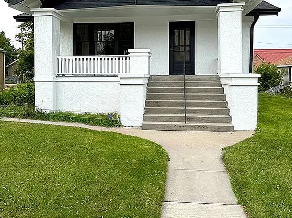 506 S Main St, Lusk, WY 82225