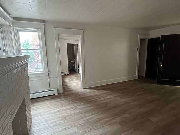 2nd image of 1551 Hertel Ave #10