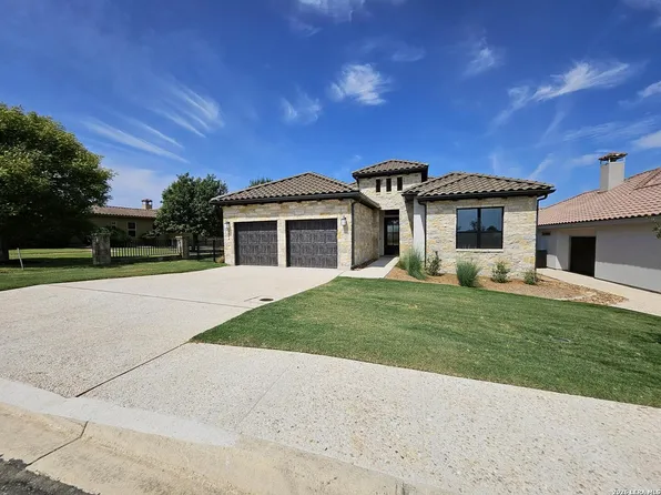 2044 Toscano Way, Kerrville, TX 78028