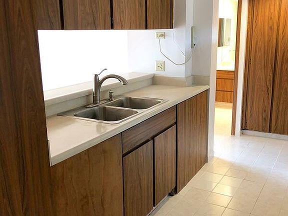 4th image of 5090 Likini St APT 805