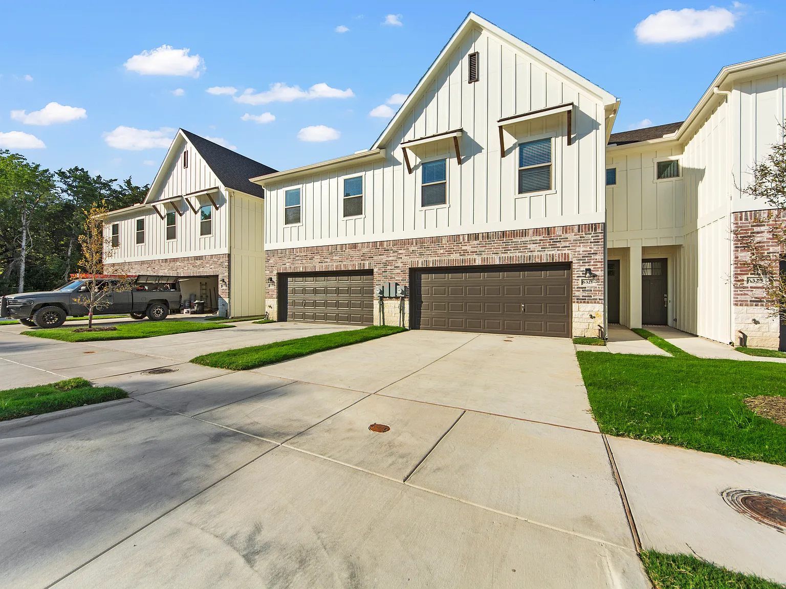 3 bed, 1553 sqft, $2,495 — Photo 3