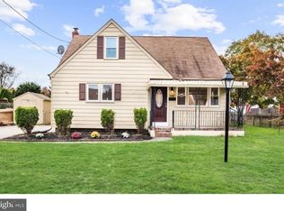 130 Ashurst Ln, Mount Holly, NJ 08060
